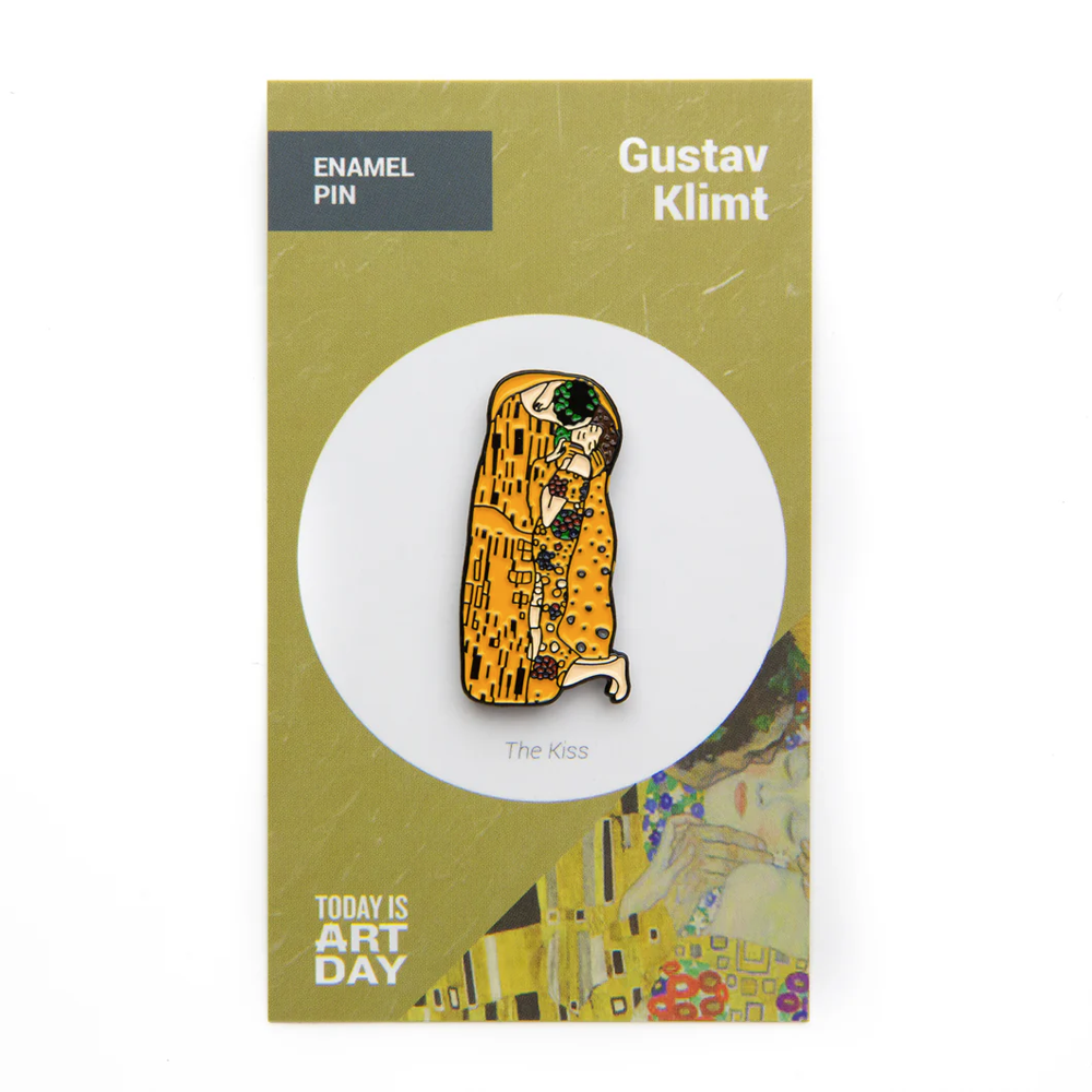 The Kiss Pin