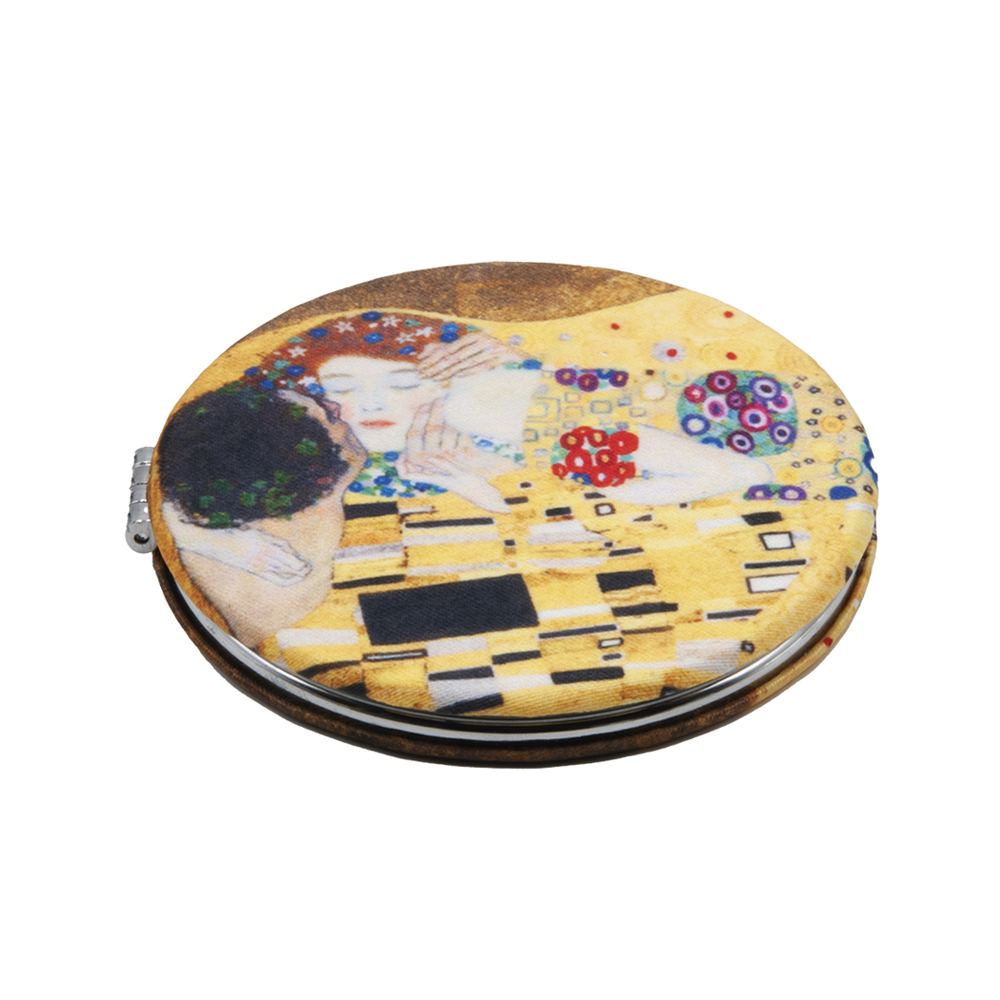 The Kiss Pocket Mirror