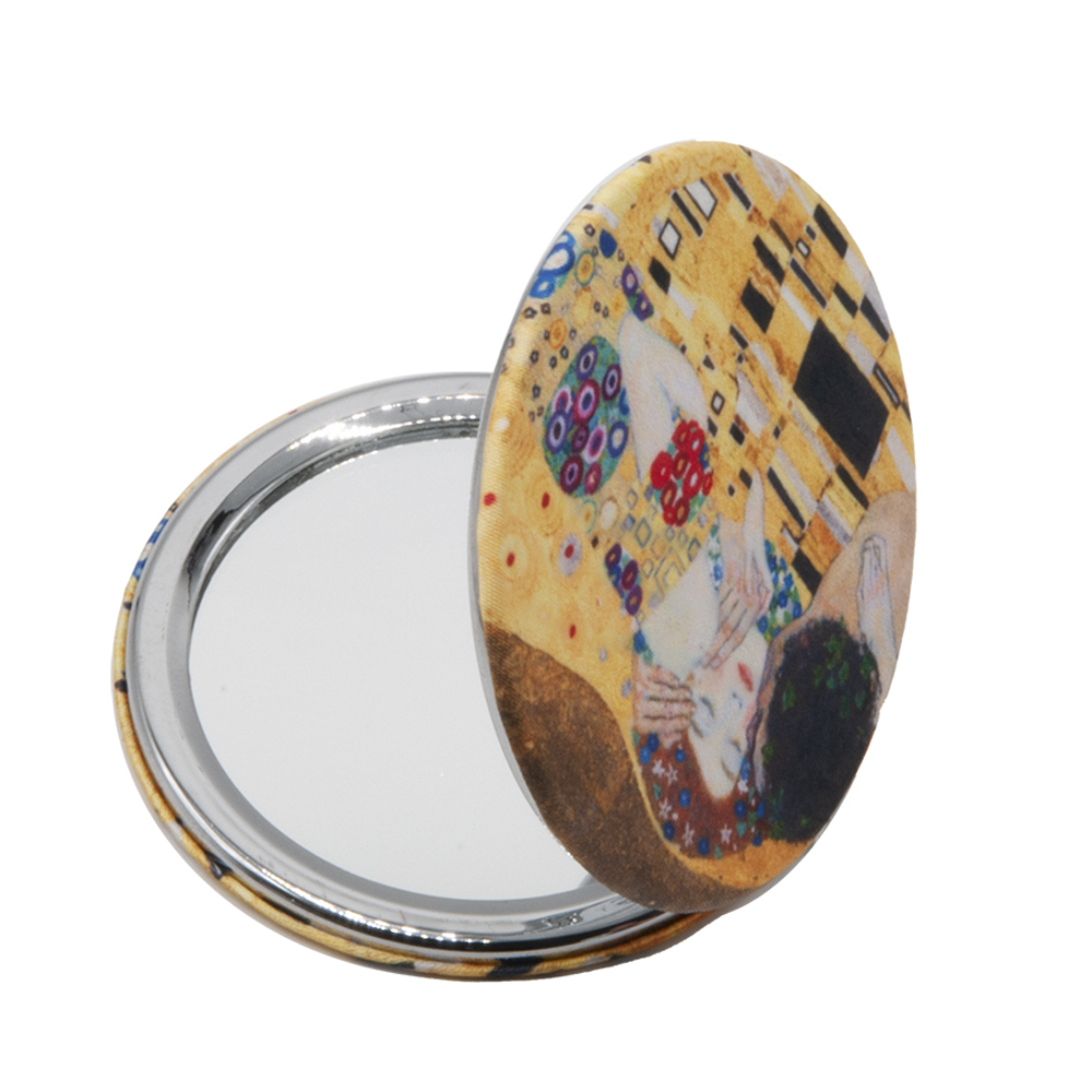 The Kiss Pocket Mirror
