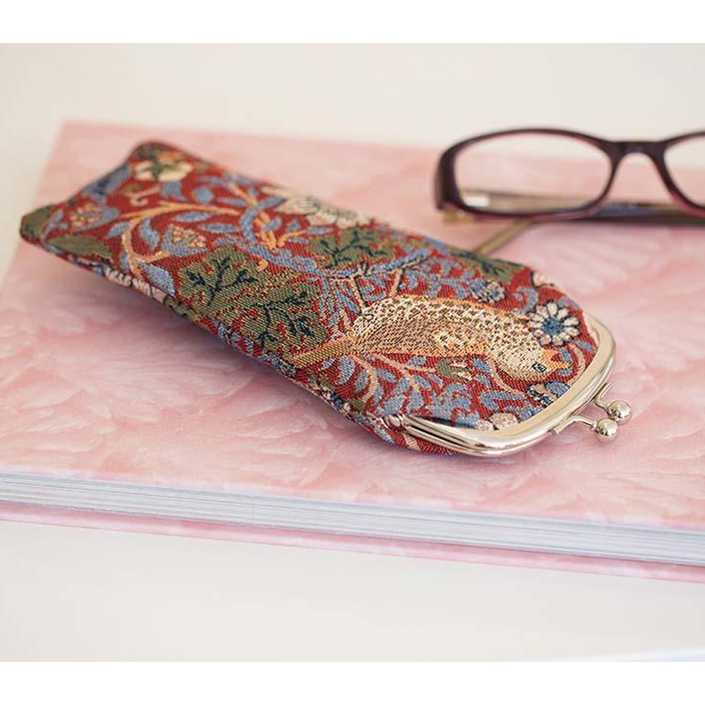 Strawberry Thief Glasses Pouch (Red)