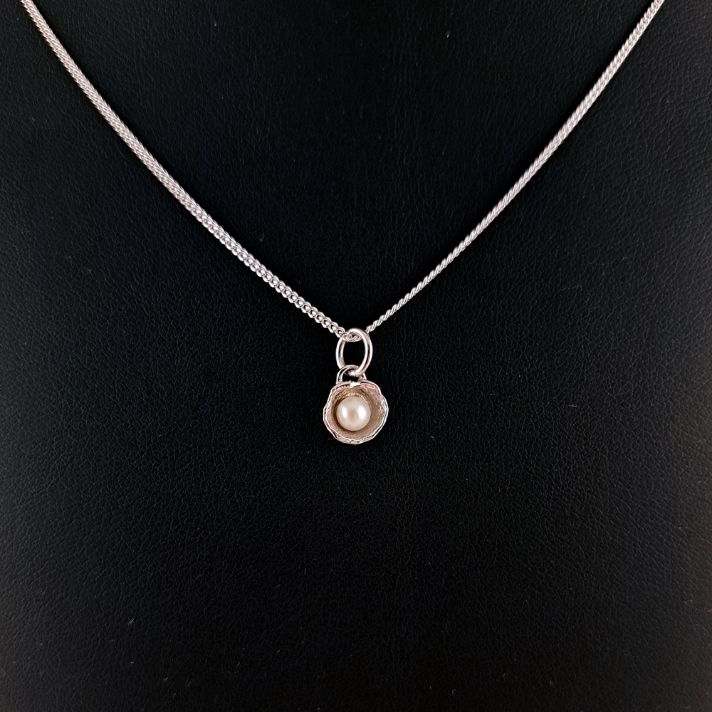 Collier Grace